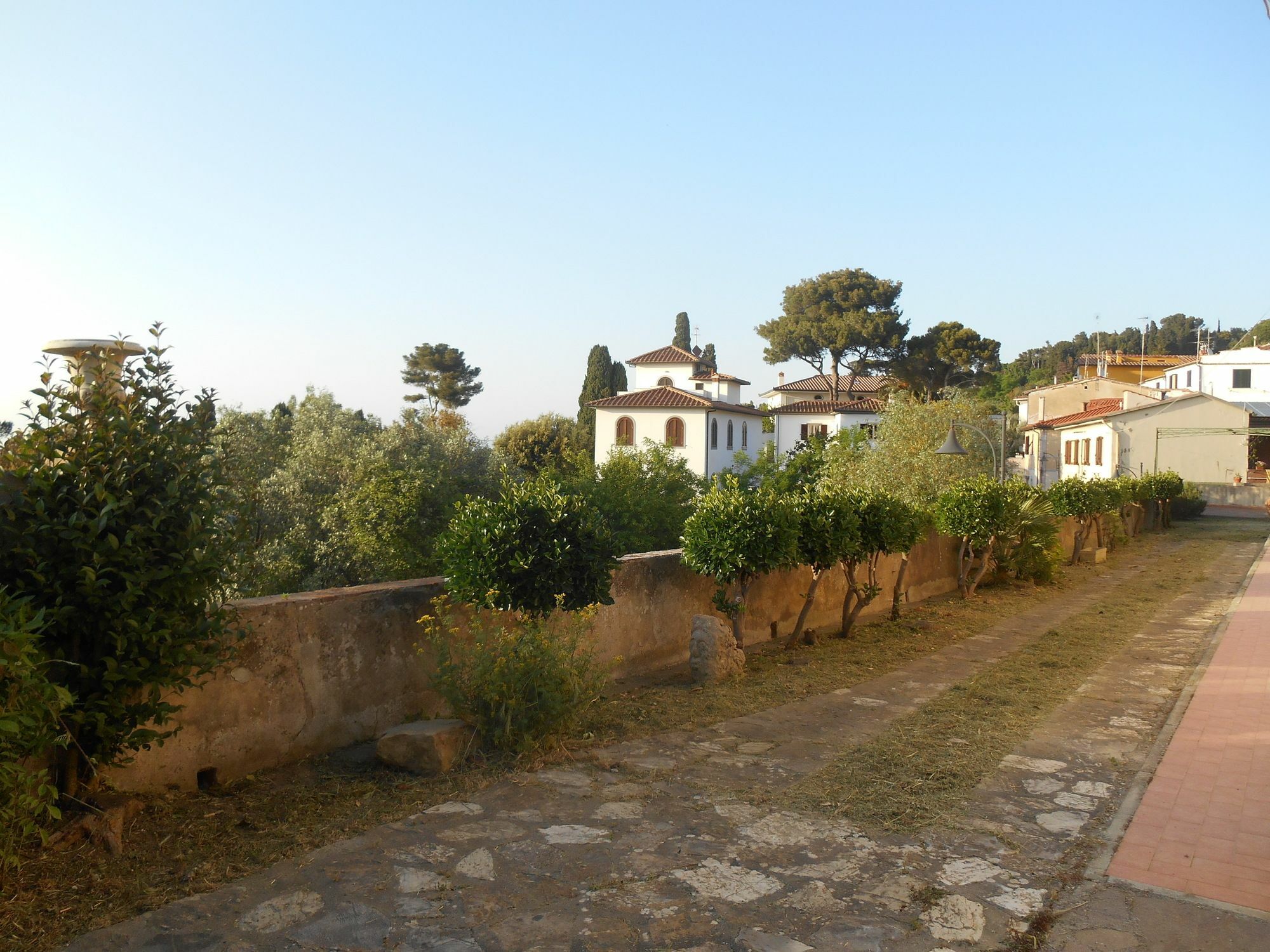 Ferienhaus Villa Della Querceta リヴォルノ エクステリア 写真